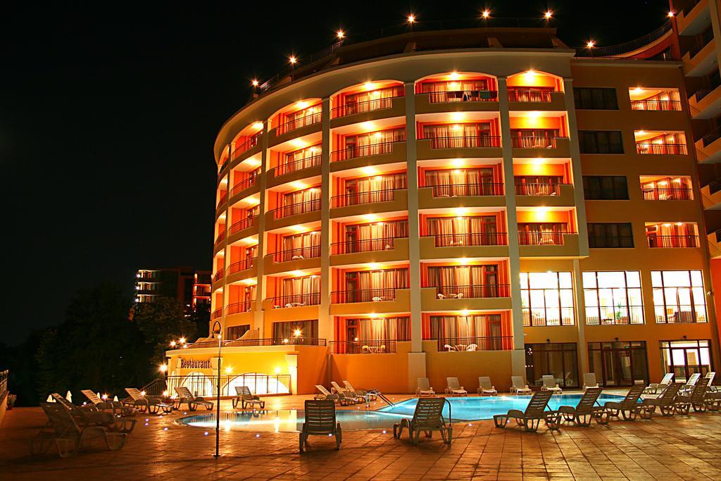 Hotel Central Golden Sands Bagian luar foto